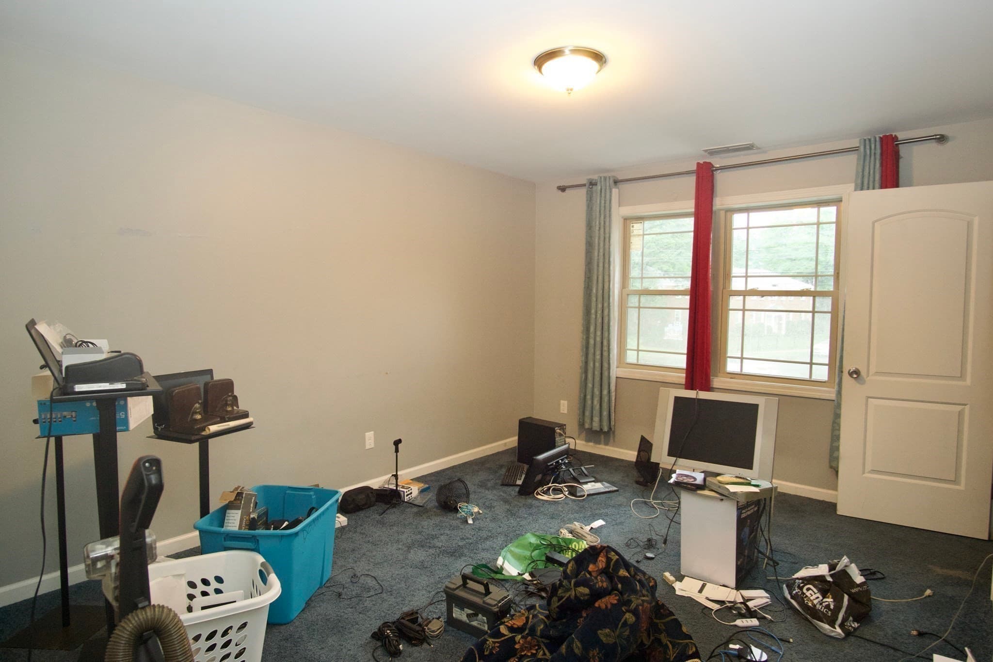Single Family Residence at 1289 Bay St., Springfield MA 01109, Springfield, photo 9 of 13