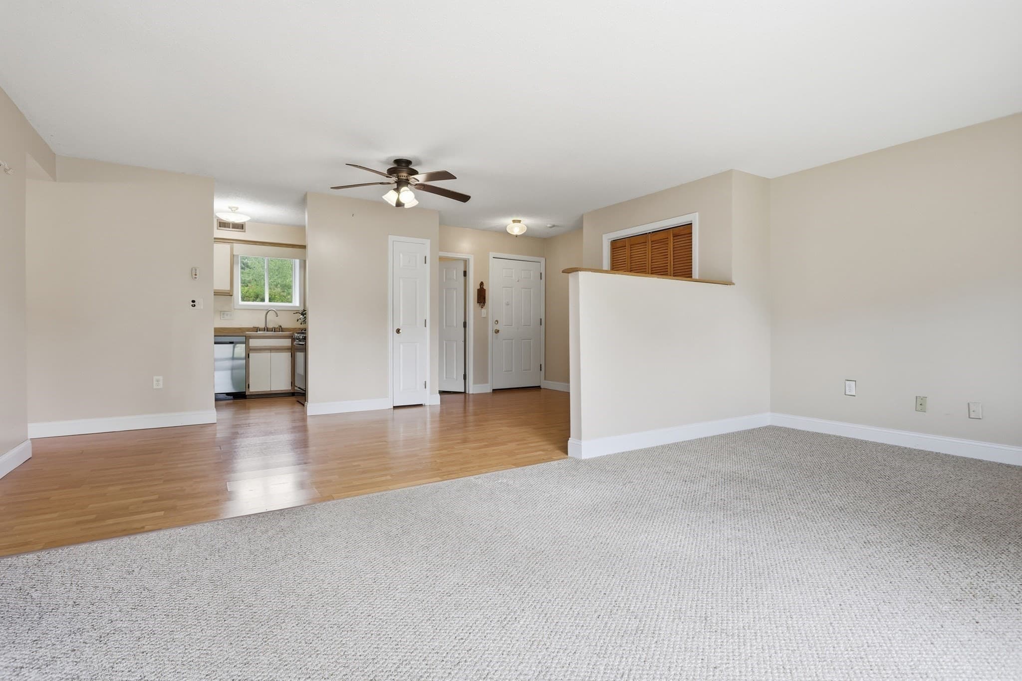 Condominium at 100 Merrimack Avenue # 117, Dracut MA 01844, photo 6 of 23