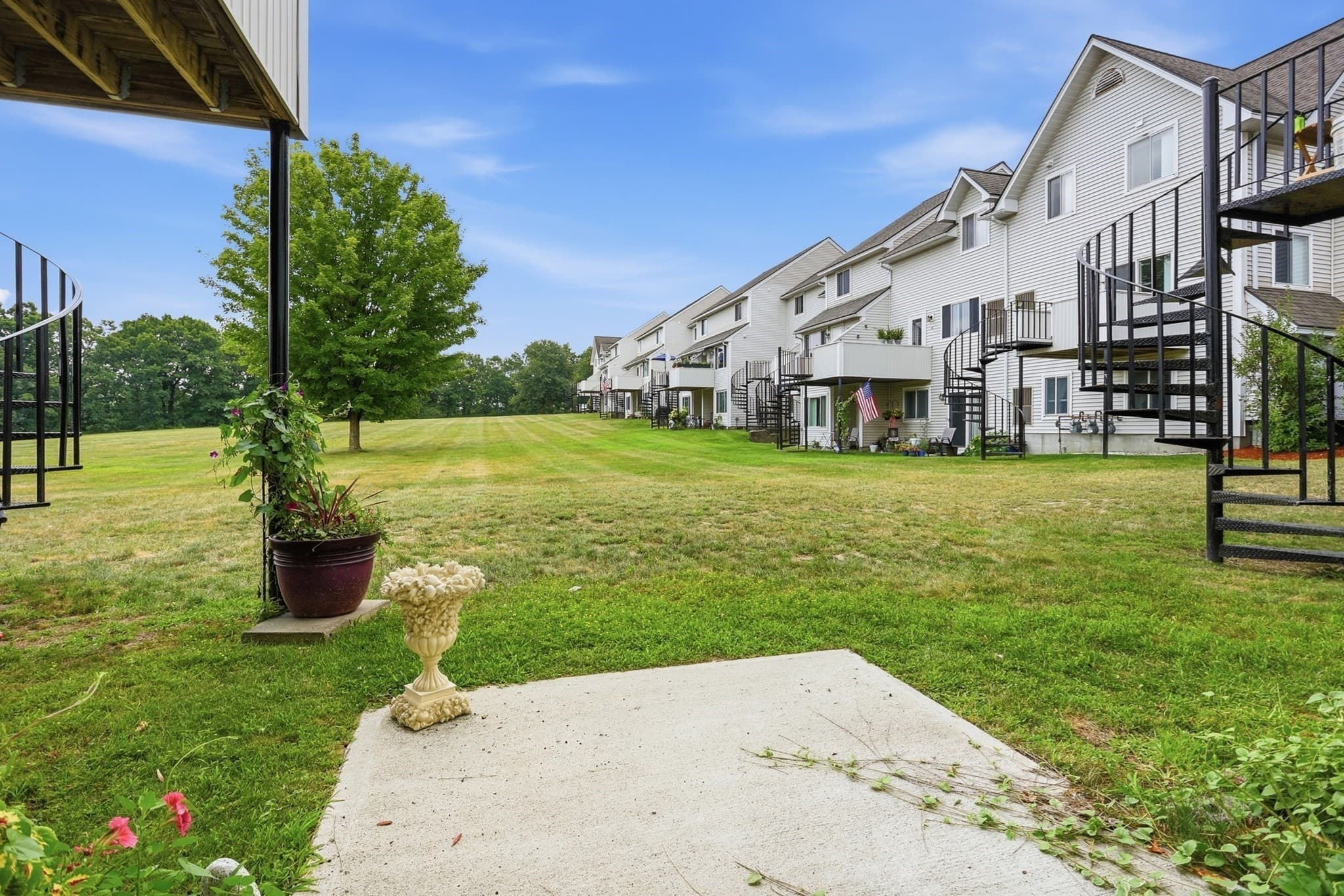 Condominium at 100 Merrimack Avenue # 117, Dracut MA 01844, photo 17 of 23