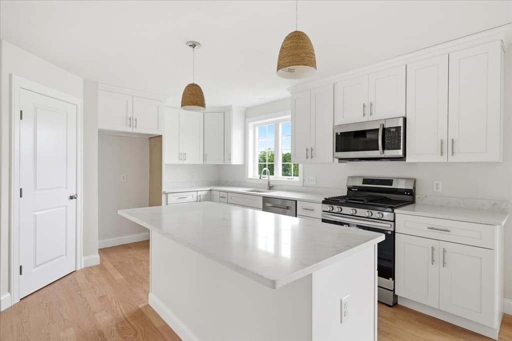 9 Jasmine Way, Bridgewater MA 02324 photo 7