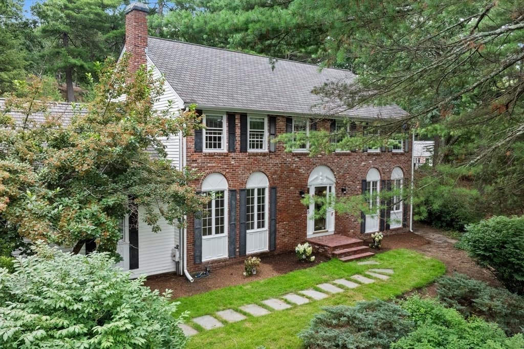 Single Family Residence at 45 Blueberry Lane, Westwood MA 02090, Westwood, photo 3 of 33