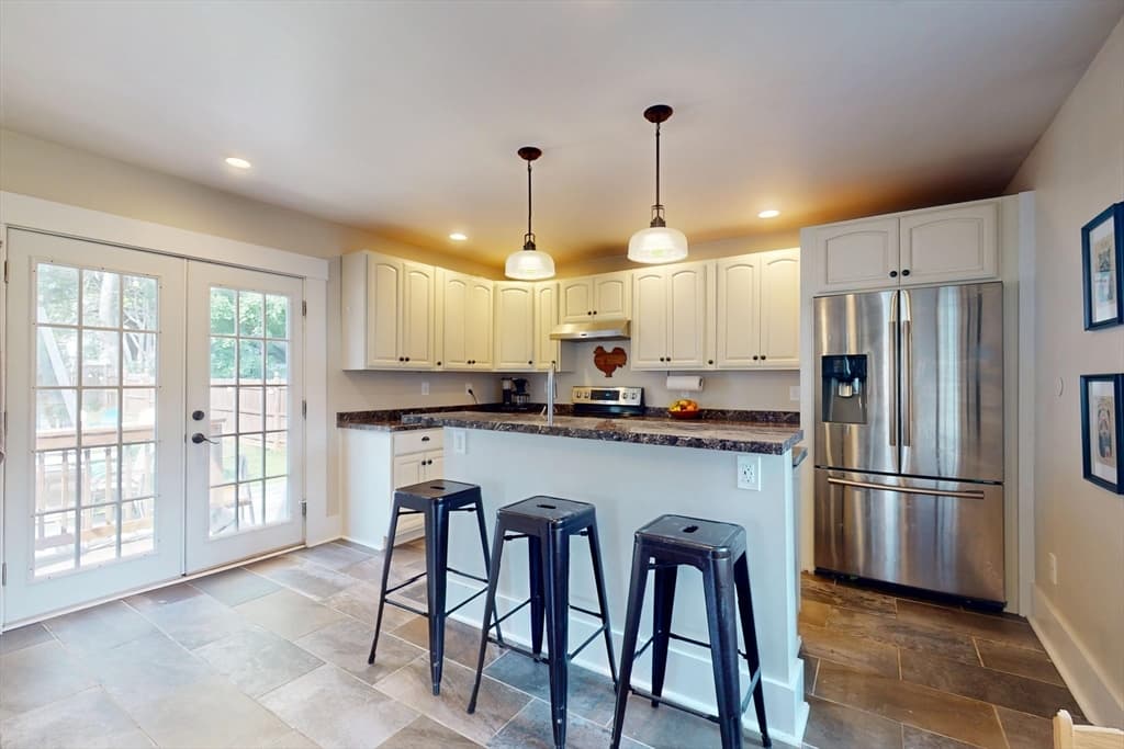 107 E Main St, Ayer MA 01432 photo 8