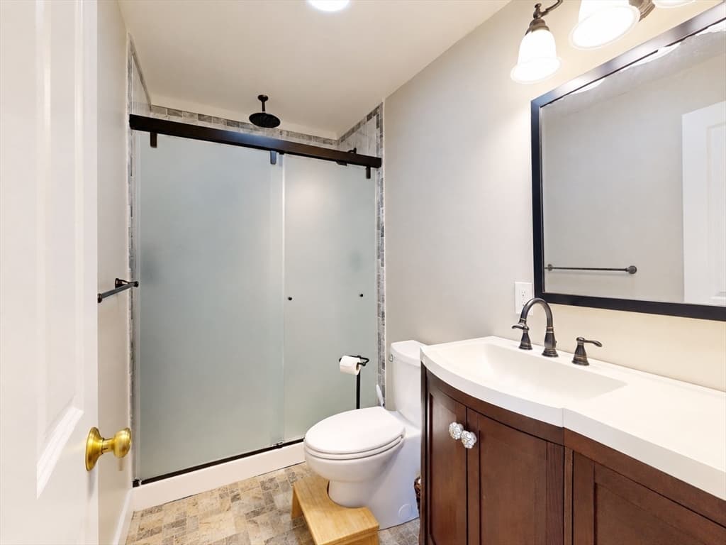 107 E Main St, Ayer MA 01432 photo 21