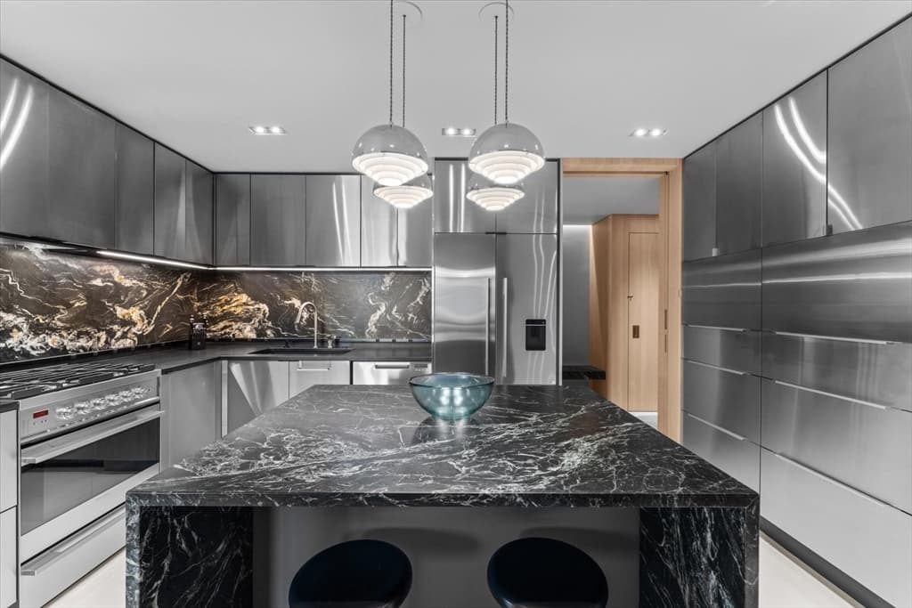 65 East India Row # 16B, Boston MA 02110 photo 3