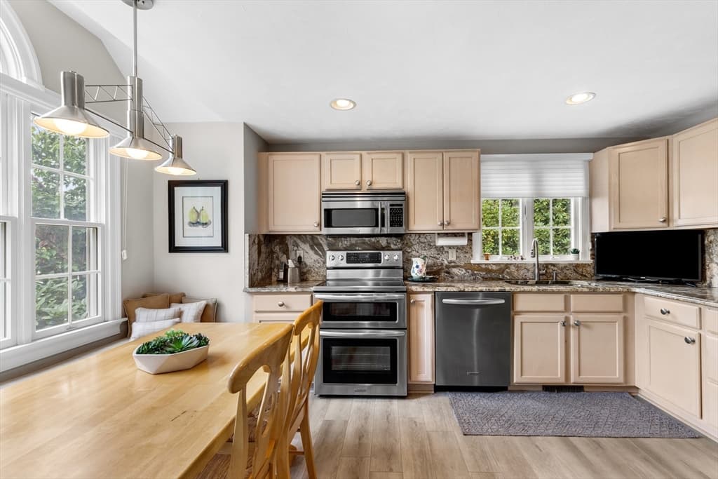 20 Bishops Park # 20, Mashpee MA 02649 photo 4