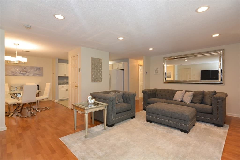 14 Bourbon St. # 31, Peabody MA 01960