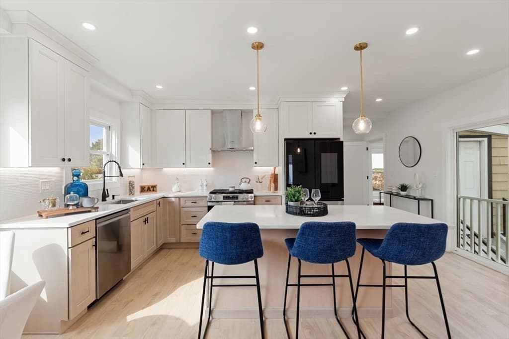 26 Central Avenue, Malden MA 02148 photo 6