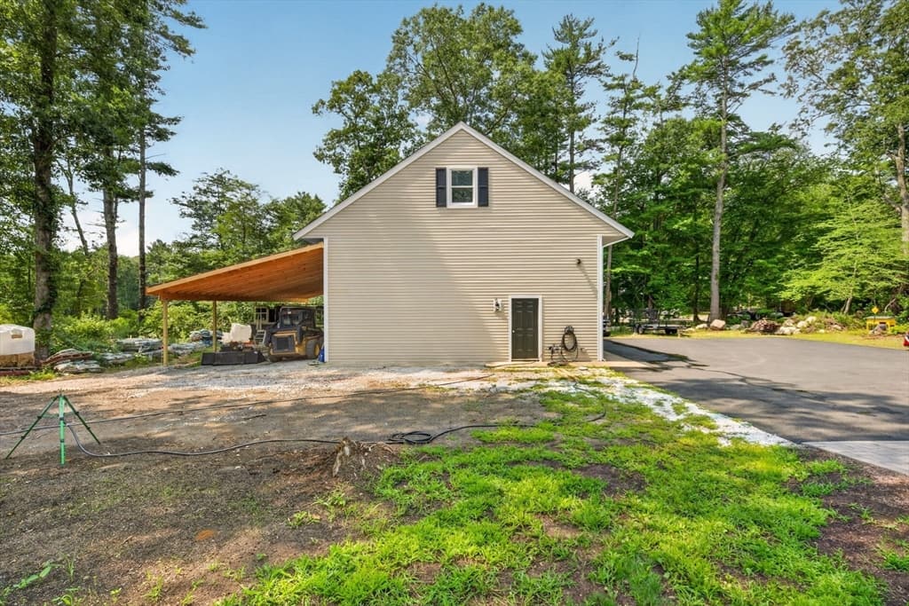112 Spruce St, Middleboro MA 02346 photo 28