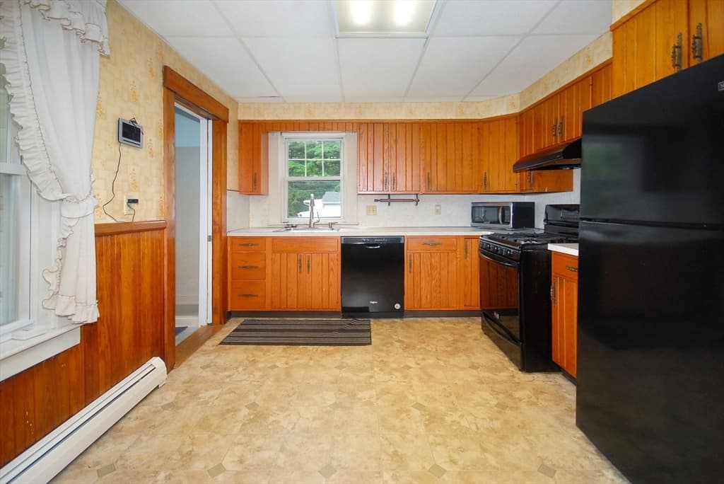 10 Brook St, Ayer MA 01432 photo 11
