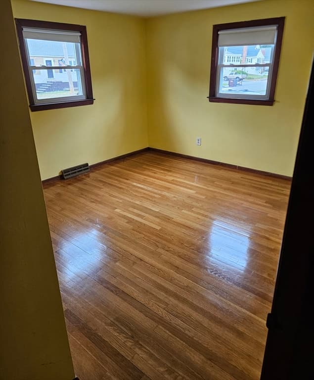135 Crane St, Dedham MA 02026 photo 5
