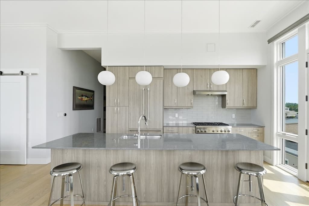 10 Shipyard Dr # 513, Hingham MA 02043 photo 5