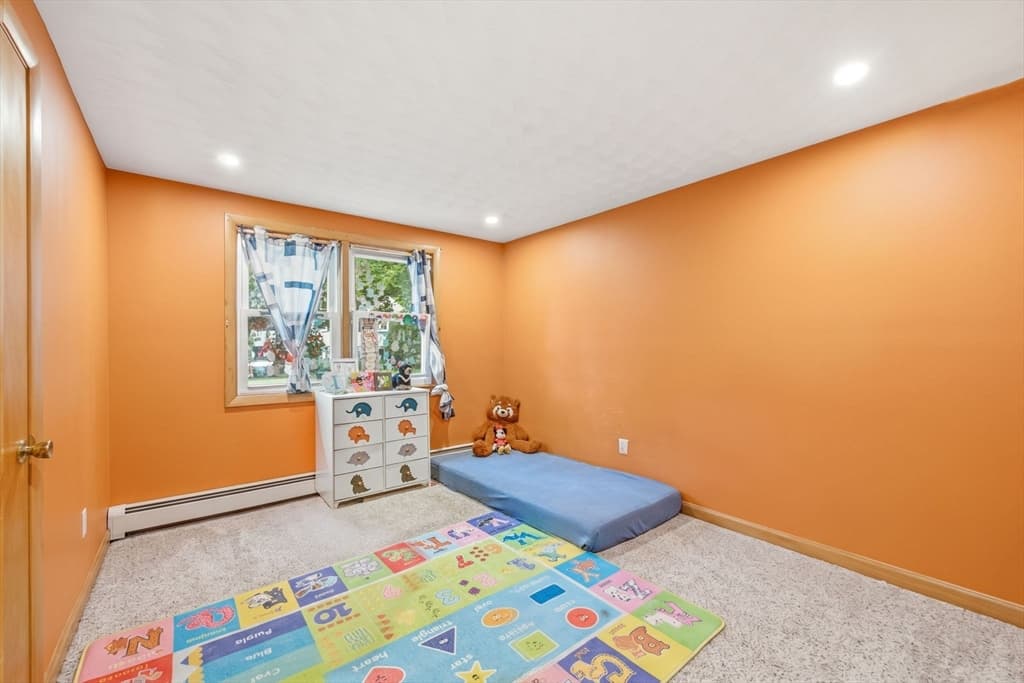 5 Hull Dr, Saugus MA 01906 photo 11