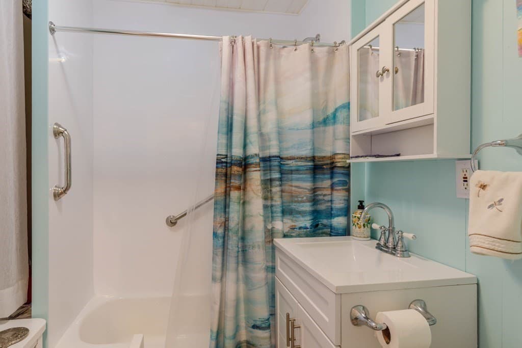 27 Elm Street, Leominster MA 01453 photo 11