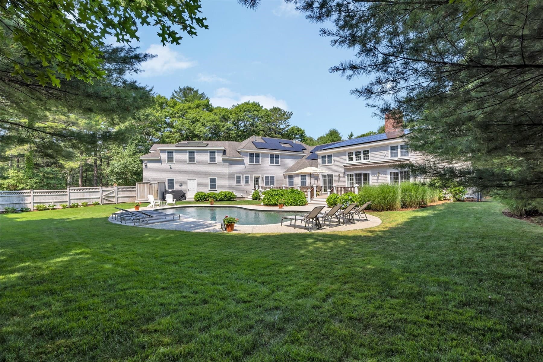 Single Family Residence at 72 Highwood Way, Mashpee MA 02649, Mashpee, photo 3 of 35