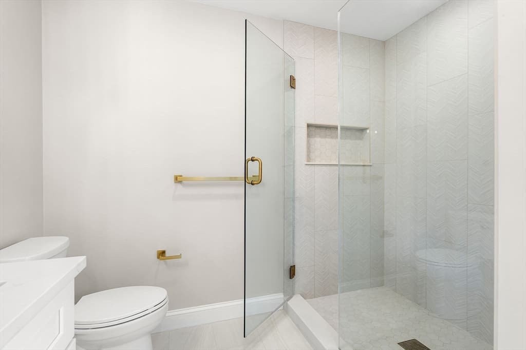 Condominium at 13 Whitman Circle # 13, Bellingham MA 02019, Bellingham, photo 23 of 38