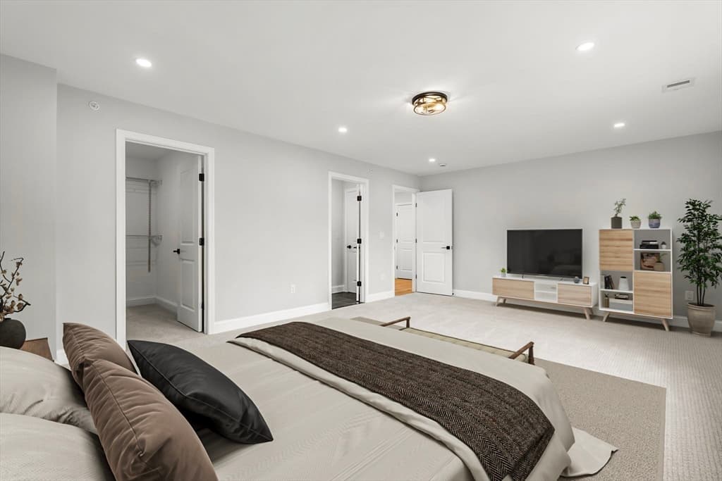 Condominium at 13 Whitman Circle # 13, Bellingham MA 02019, Bellingham, photo 27 of 38