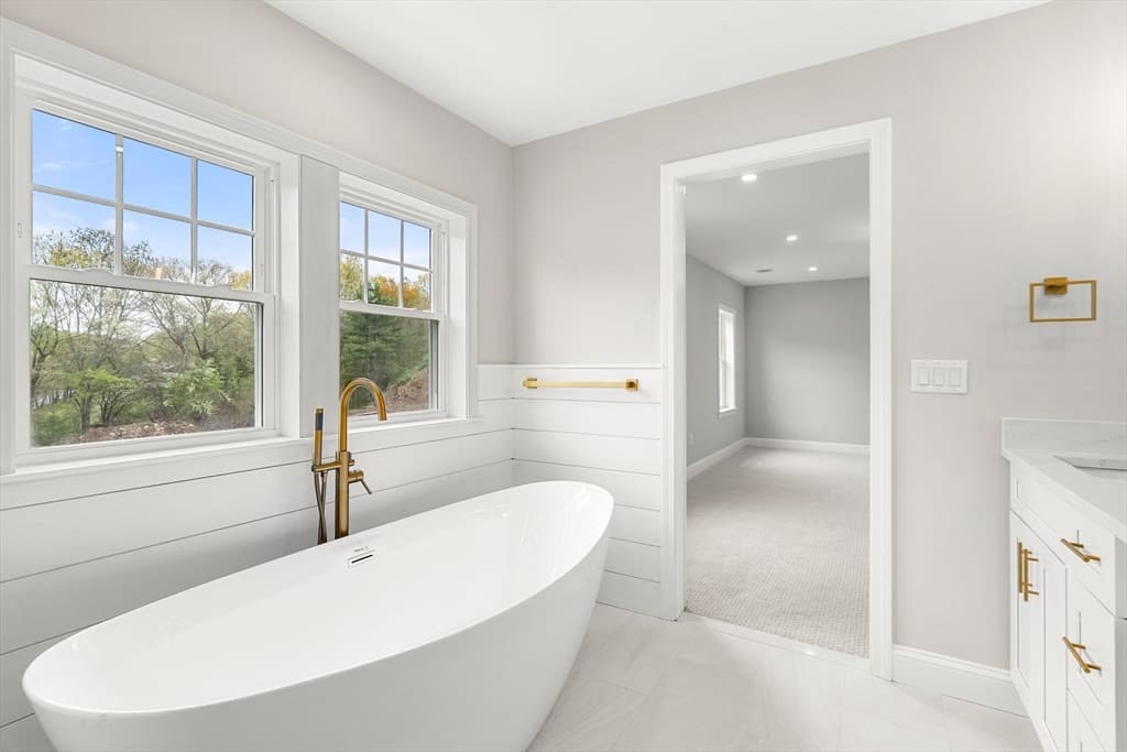 Condominium at 13 Whitman Circle # 13, Bellingham MA 02019, Bellingham, photo 22 of 38