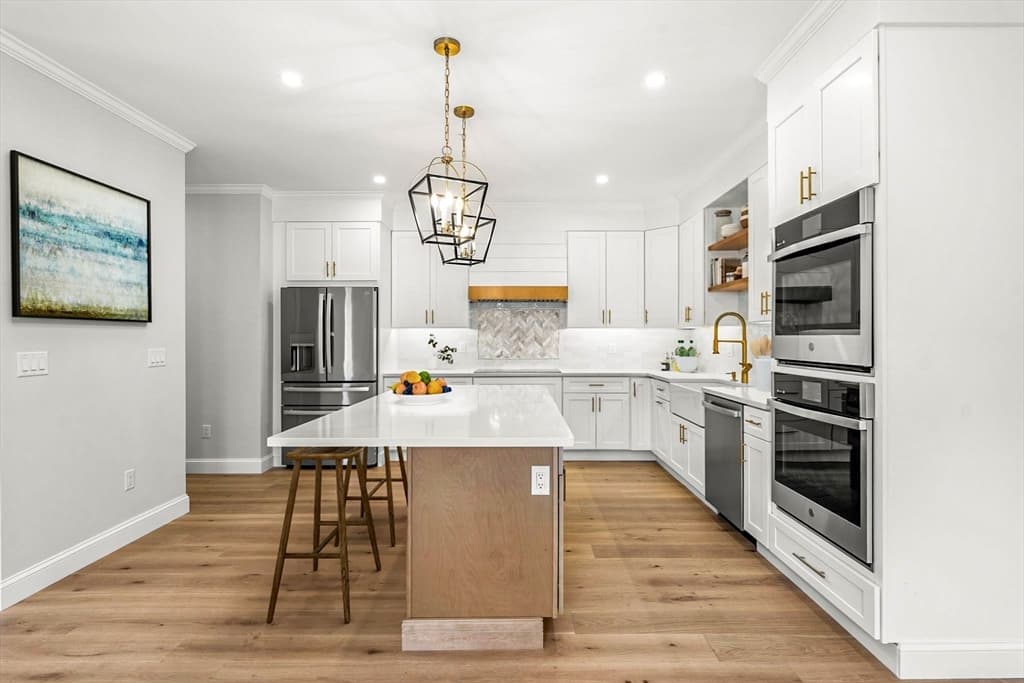 Condominium at 13 Whitman Circle # 13, Bellingham MA 02019, Bellingham, photo 7 of 38