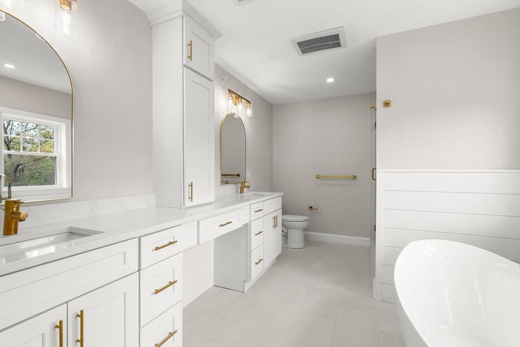 Condominium at 13 Whitman Circle # 13, Bellingham MA 02019, Bellingham, photo 21 of 38