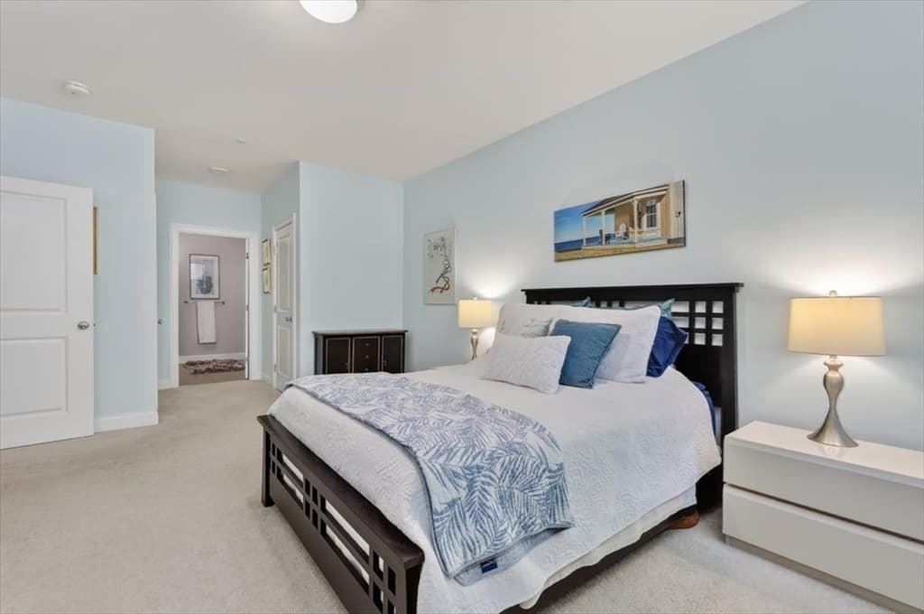 Condominium at 2 Longwood Lane # 204, Hanover MA 02339, Hanover, photo 10 of 42