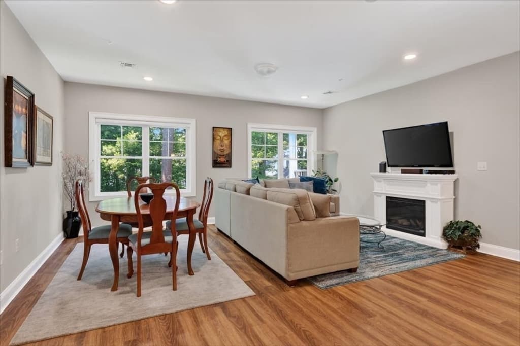 Condominium at 2 Longwood Lane # 204, Hanover MA 02339, Hanover, photo 4 of 42