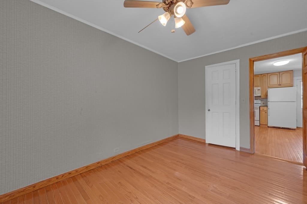 90 Sayles St, Southbridge MA 01550 photo 7