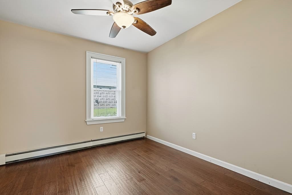 55 Chilmark St, Worcester MA 01604 photo 26