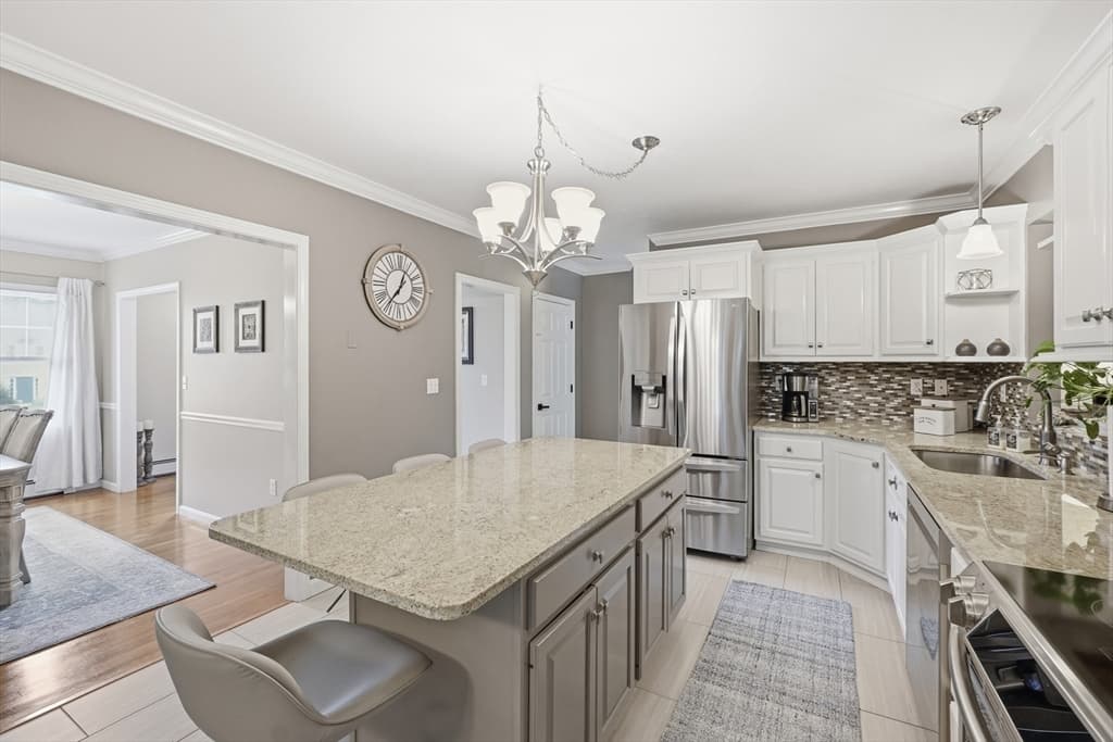 21 Wildflower Dr, Sutton MA 01590 photo 13