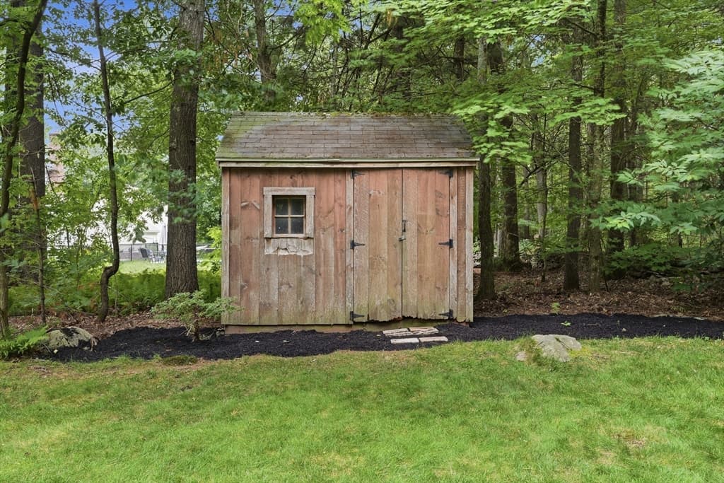 21 Wildflower Dr, Sutton MA 01590 photo 40