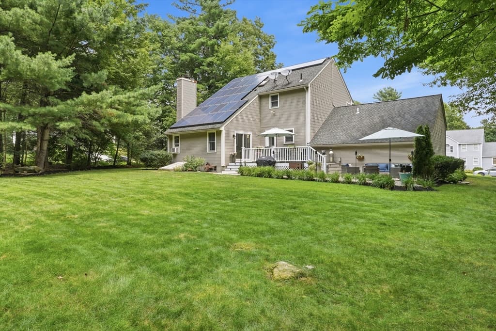 21 Wildflower Dr, Sutton MA 01590 photo 39