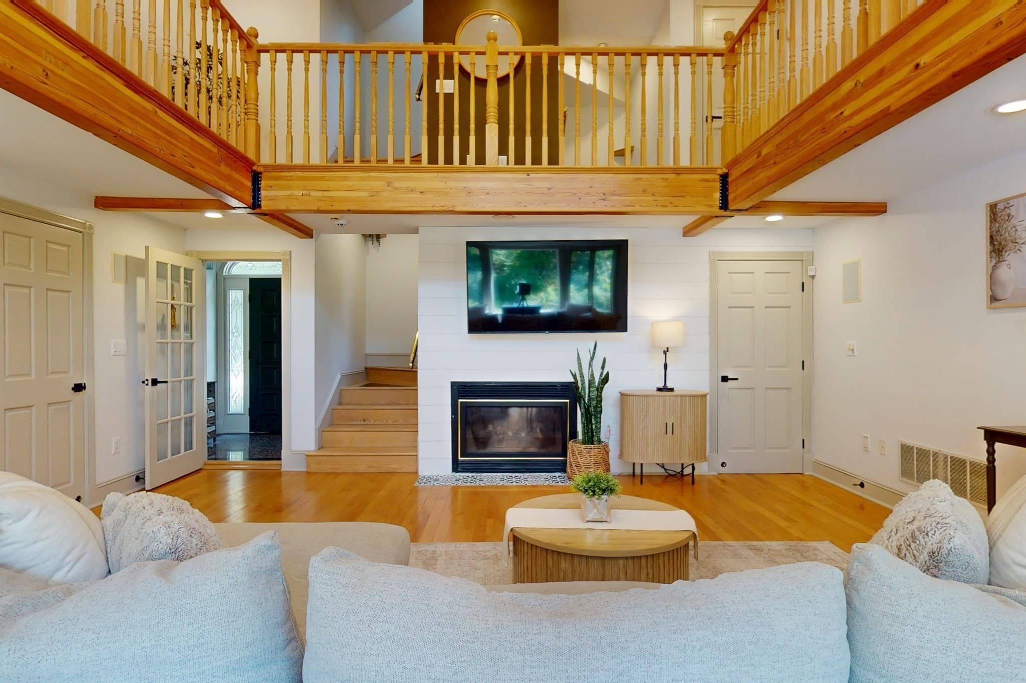 Single Family Residence at 22 Old Cambridge Turnpike, Lincoln MA 01773, Lincoln, photo 6 of 42