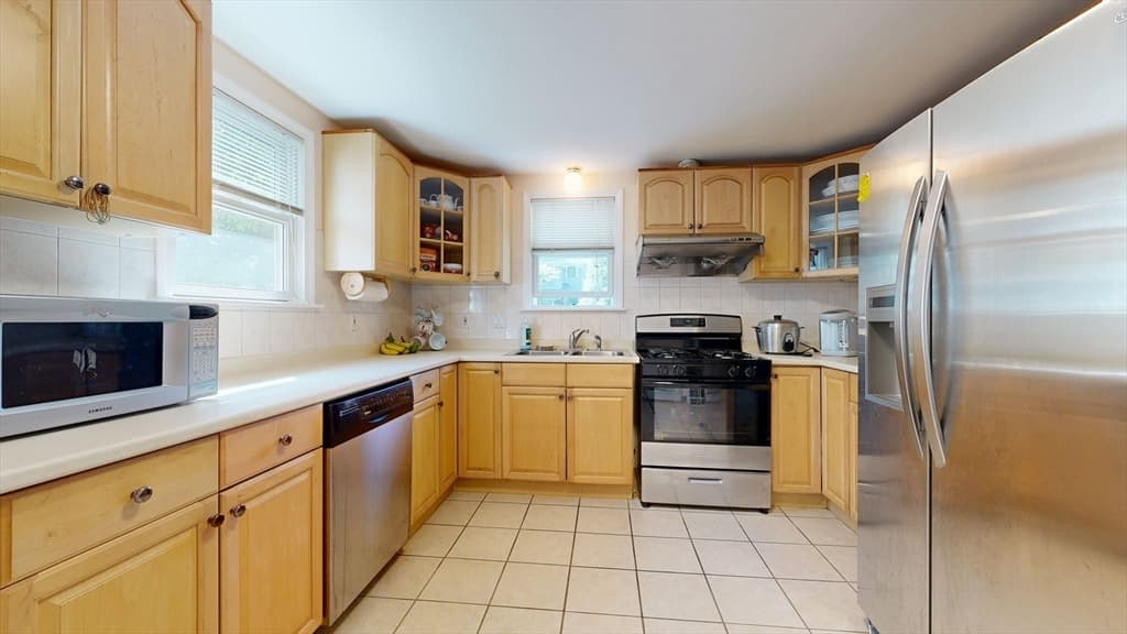 7 Norton Rd, Lexington MA 02420 photo 3