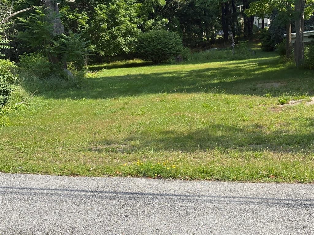 12 Nelson Pl, Worcester MA 01605 photo 5