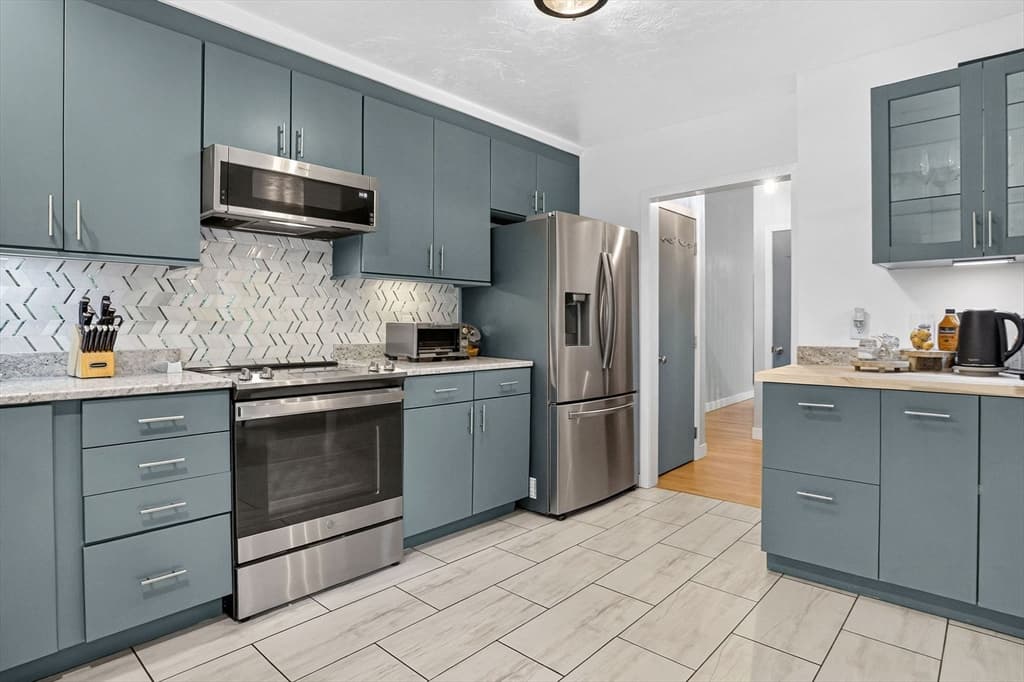 27 Walden Dr, Easton MA 02334 photo 13