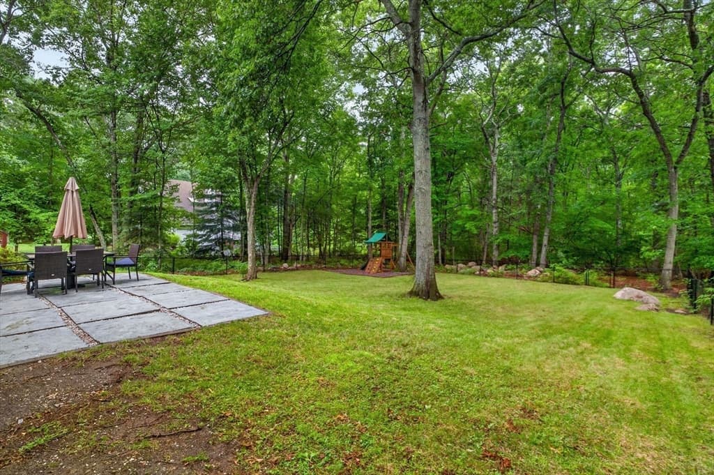 27 Walden Dr, Easton MA 02334 photo 33