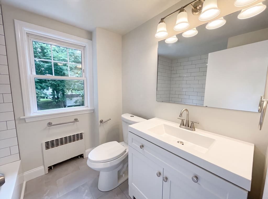 48 Woodlawn St, Randolph MA 02368 photo 18