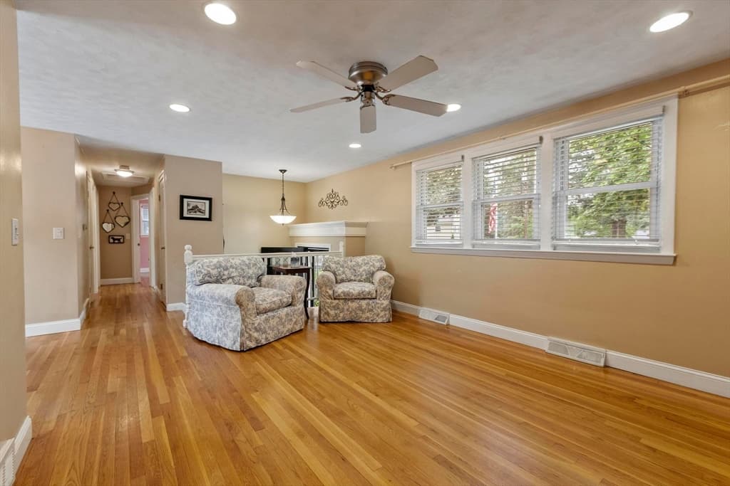 2 Stratton Dr, Hudson MA 01749 photo 9