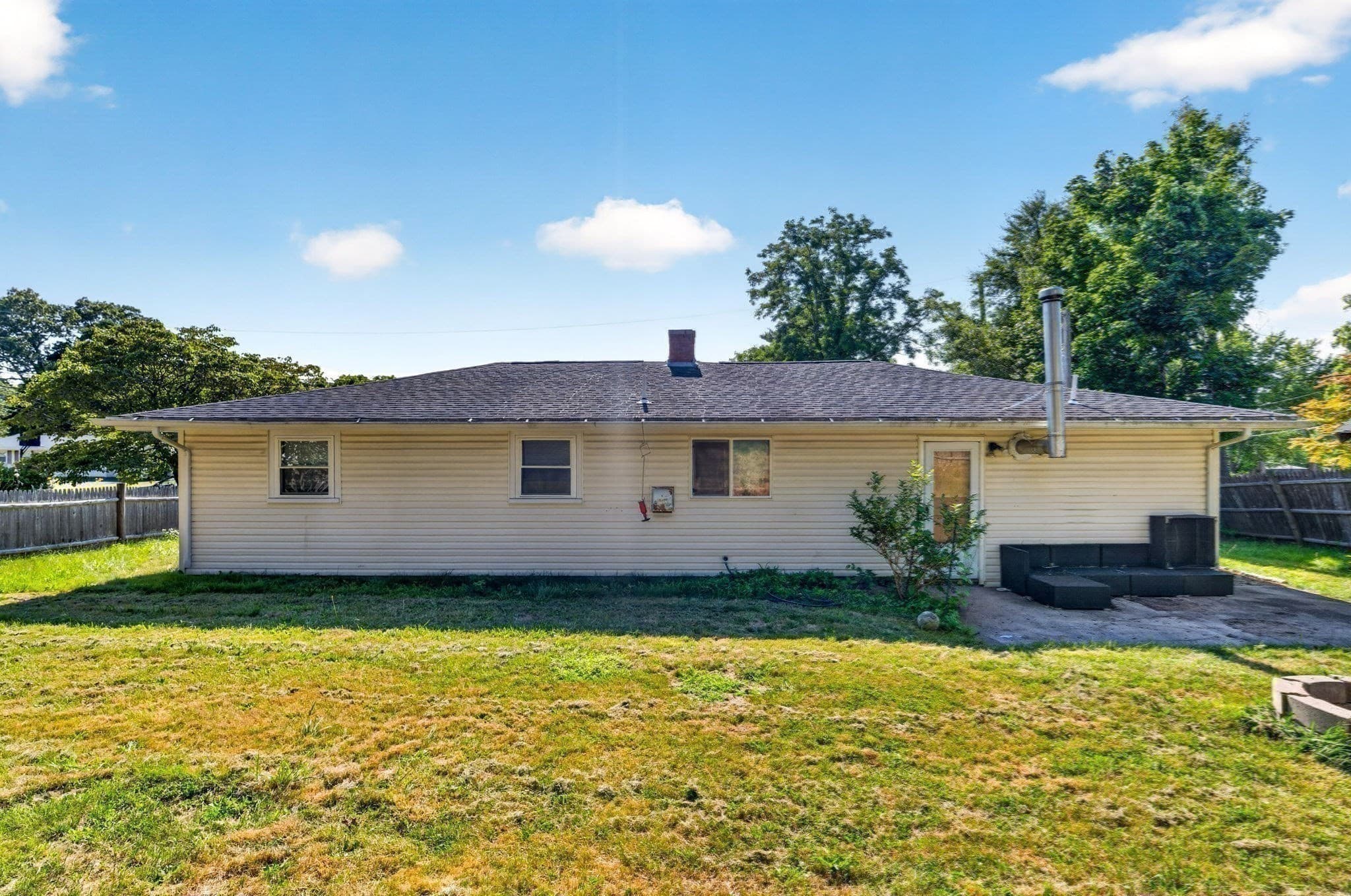 Single Family Residence at 99 Connell Ave, Brockton MA 02302, photo 17 of 22