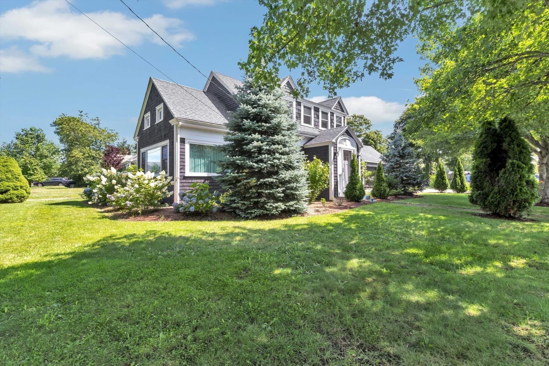 44 Maple Avenue, Barnstable MA 02601