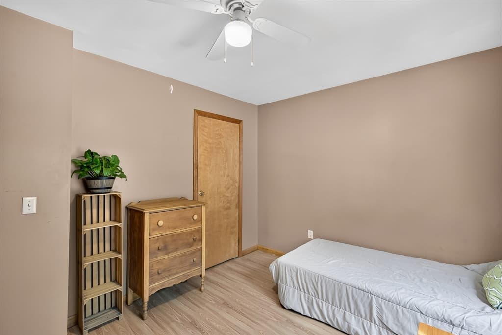 410 Billings Rd, Fitchburg MA 01420 photo 15