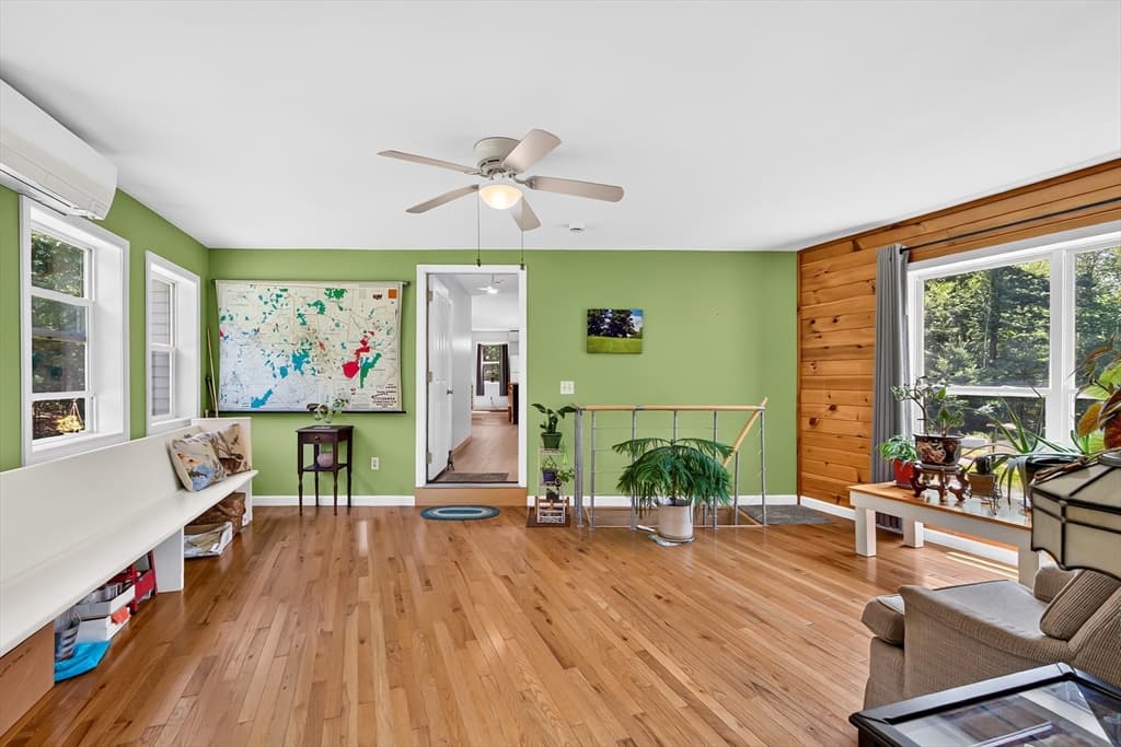410 Billings Rd, Fitchburg MA 01420 photo 11