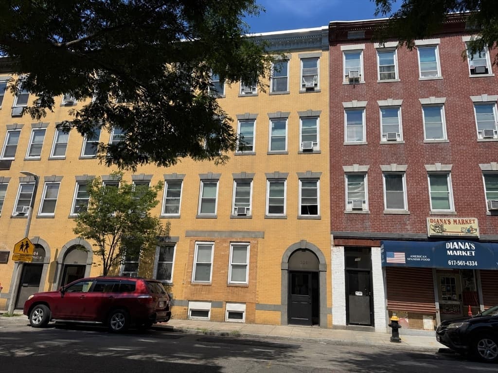 168 Cottage St # 302, Boston MA 02128 photo 2