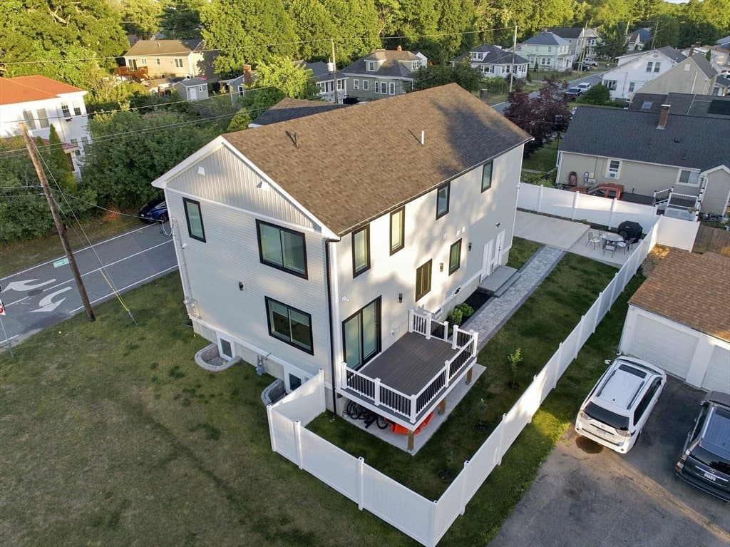7 Breer St, Brockton MA 02301 photo 2