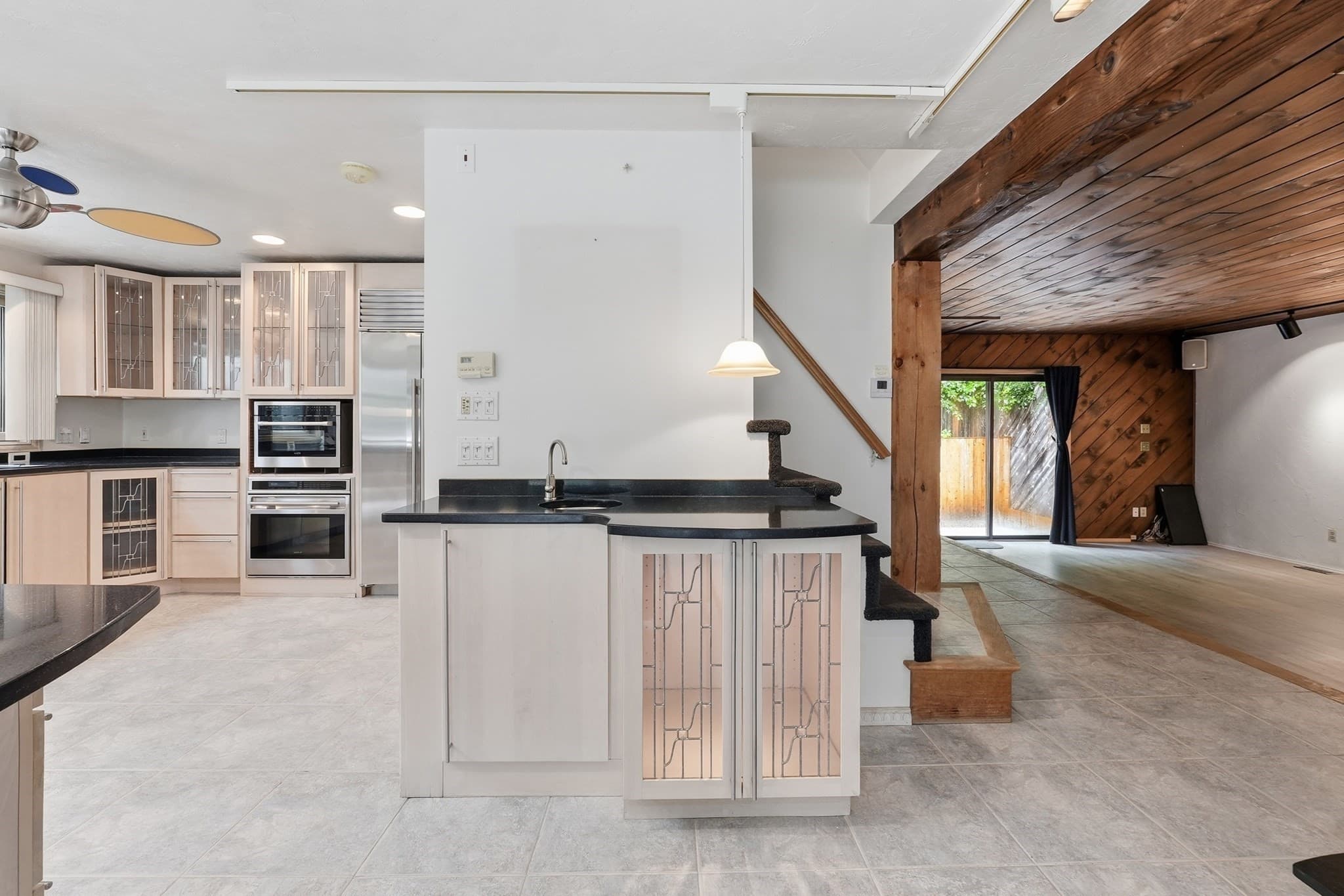Single Family Residence at 58 Lakeshore Dr Ext, West Brookfield MA 01585, West Brookfield, photo 13 of 41