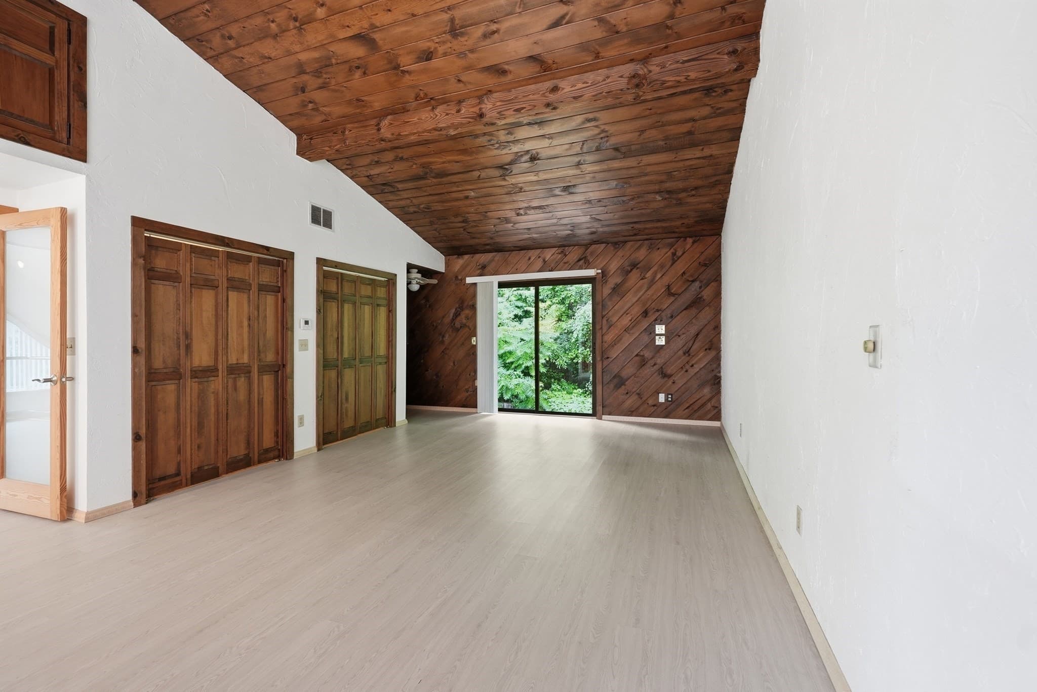 Single Family Residence at 58 Lakeshore Dr Ext, West Brookfield MA 01585, West Brookfield, photo 32 of 41