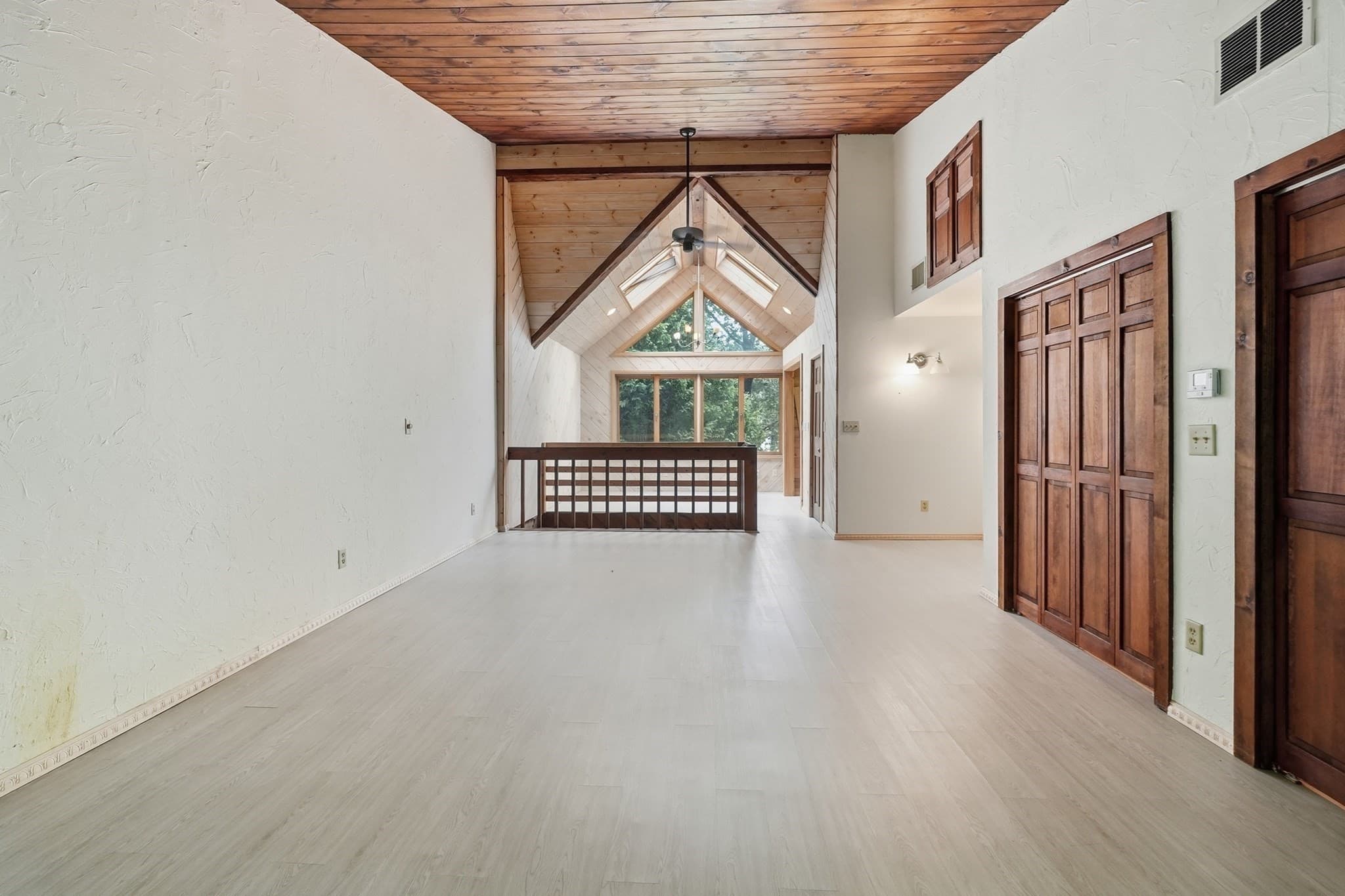 Single Family Residence at 58 Lakeshore Dr Ext, West Brookfield MA 01585, West Brookfield, photo 33 of 41