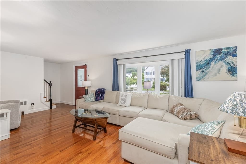 254 Cambridge Rd, Woburn MA 01801 photo 7