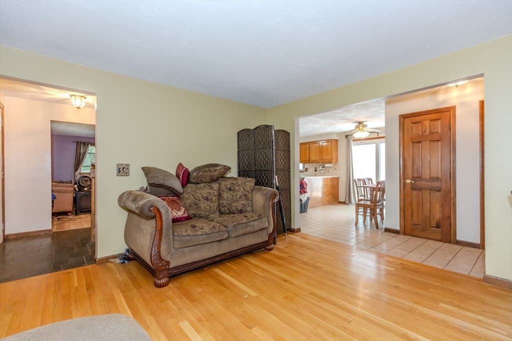5 Spruce Street, Blackstone MA 01504 photo 15
