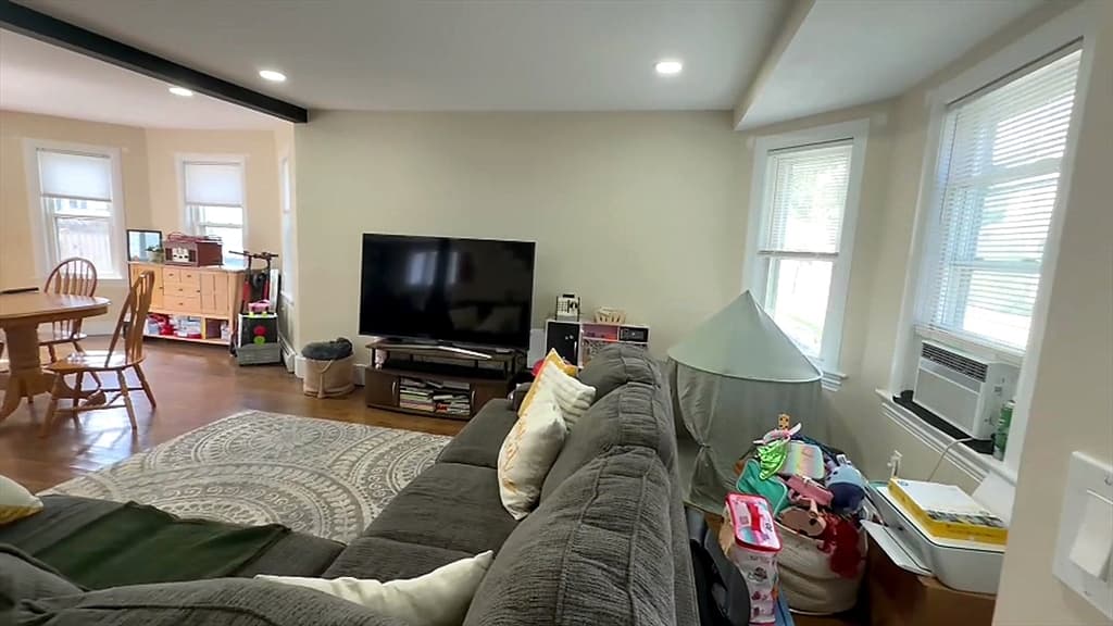 15 Churchill St, Milton MA 02186 photo 12