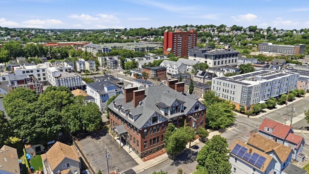 220 Spencer Ave # 104, Chelsea MA 02150 photo 32